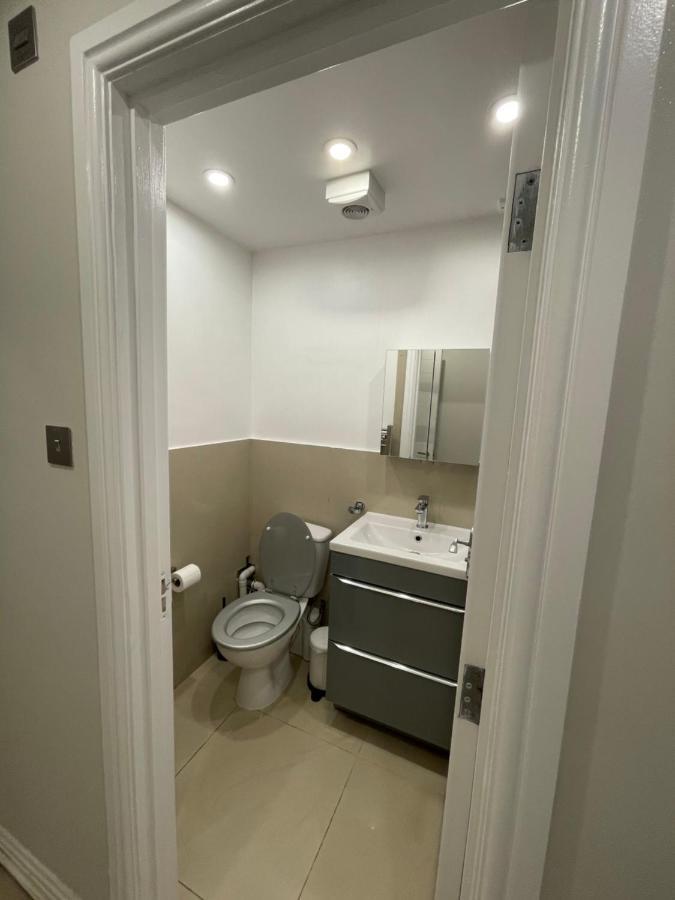 Luxury Studio Apartment Harrow on the Hill Bagian luar foto