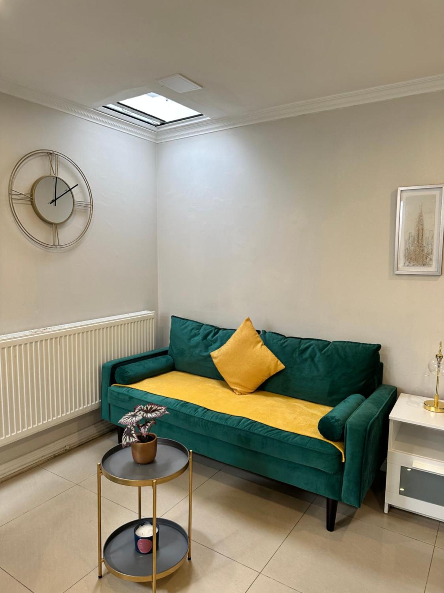 Luxury Studio Apartment Harrow on the Hill Bagian luar foto