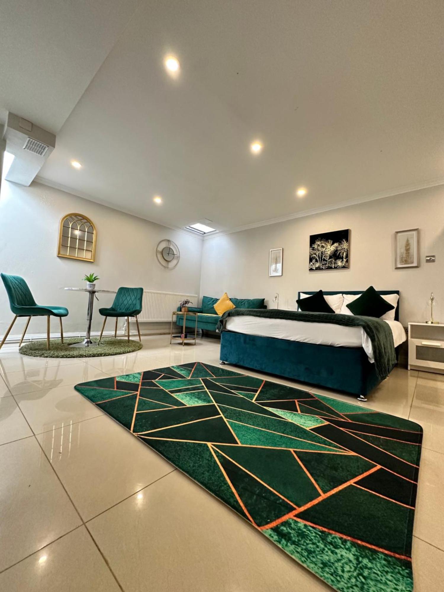 Luxury Studio Apartment Harrow on the Hill Bagian luar foto