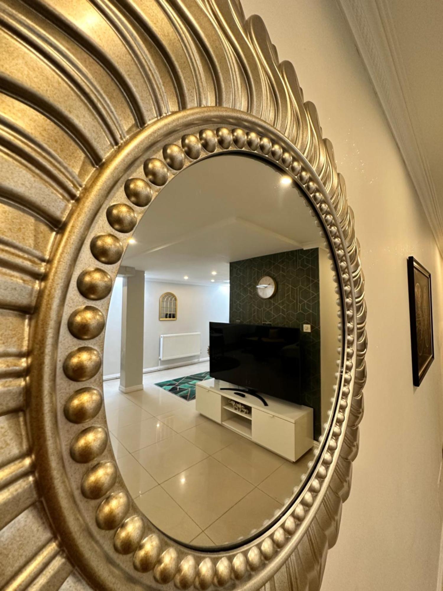 Luxury Studio Apartment Harrow on the Hill Bagian luar foto